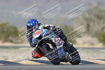 media/Jan-15-2026-Racers Edge (Thu) [[dfebeb70ab]]/2-A Group/Session 5 (Turn 5)/